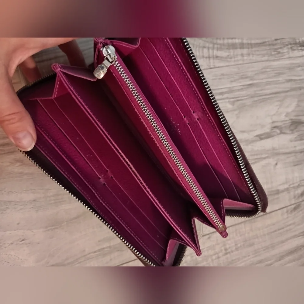 Louis Vuitton Zippy Organize Cassis Purple Leather Women Long Wallet